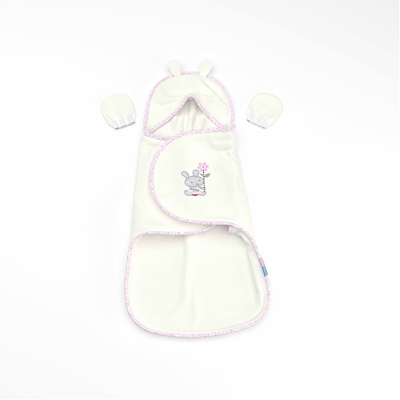 قنداق چسبی گلدوزی Little Bunny رزبرن